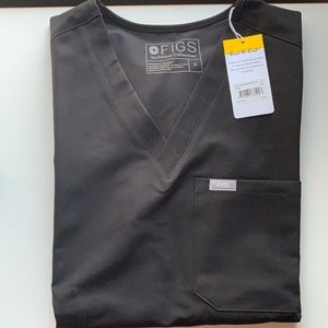 Brand new Womens Catarina one pocket Figs top